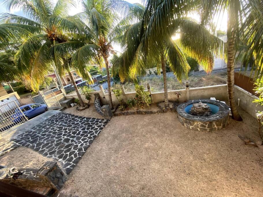 Villa Palmistes Apartment ลากูแล็ตต์ ภายนอก รูปภาพ