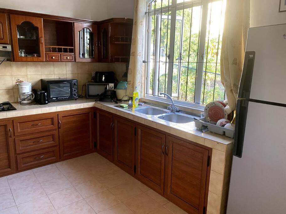 Villa Palmistes Apartment ลากูแล็ตต์ ภายนอก รูปภาพ